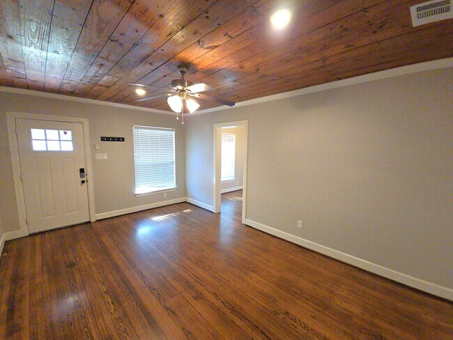 Photo - 210 Olive Ave