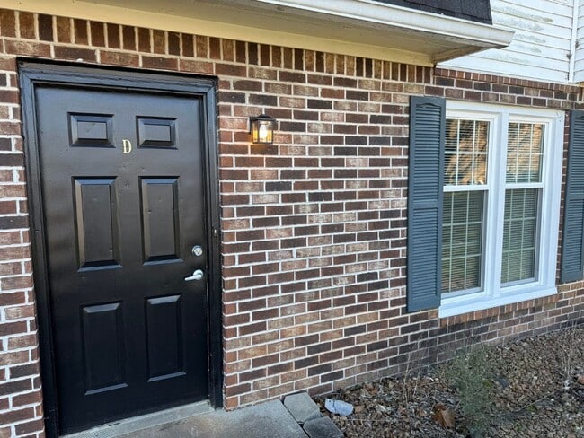 Photo - 9100 Parktop Ln NW