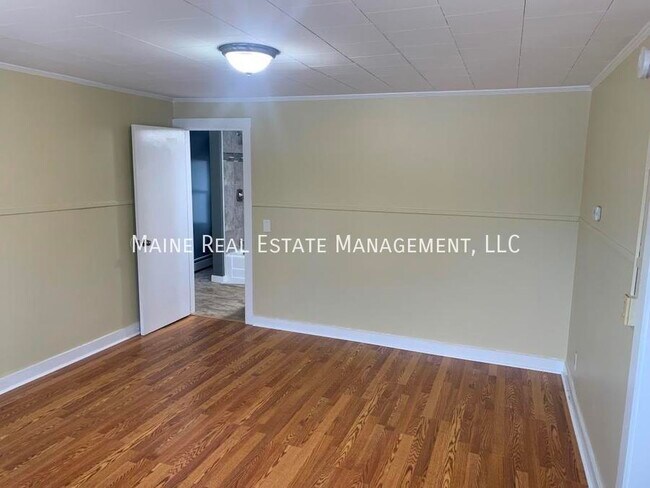 Photo - 166 Pearl St Unit 1