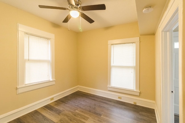 Photo - 37728 2nd St Unidad Lower