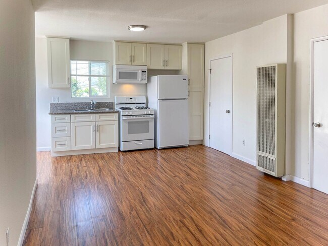 Photo - 6606-6610 Brynhurst Ave.-6608 C Unit 6608 C