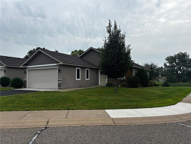 Building Photo - 4001 Iris Ct Rental