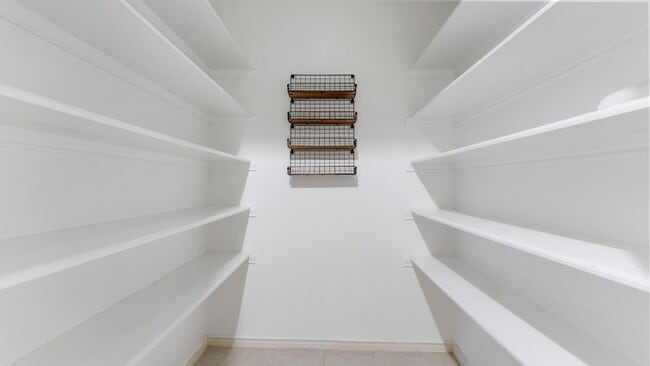 Photo - 525 Mustang Ridge Dr