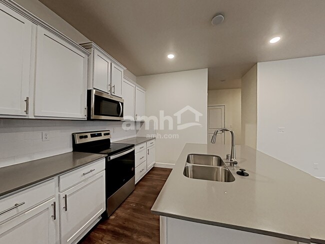 Photo - 4234 177th St E