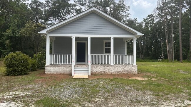 Building Photo - 142 Sass Dr Rental