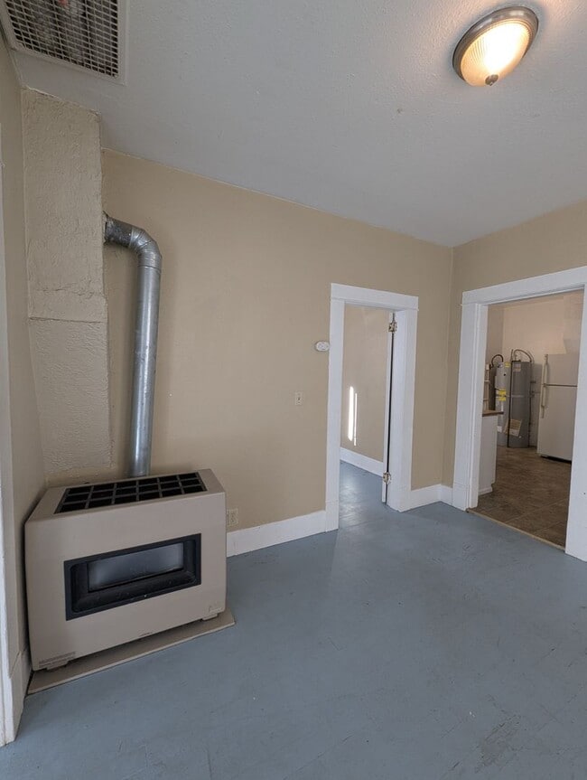 Photo - One Month FREE & FREE 50 inch Flat Screen ...