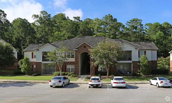 Arbors by the Bay Apartments