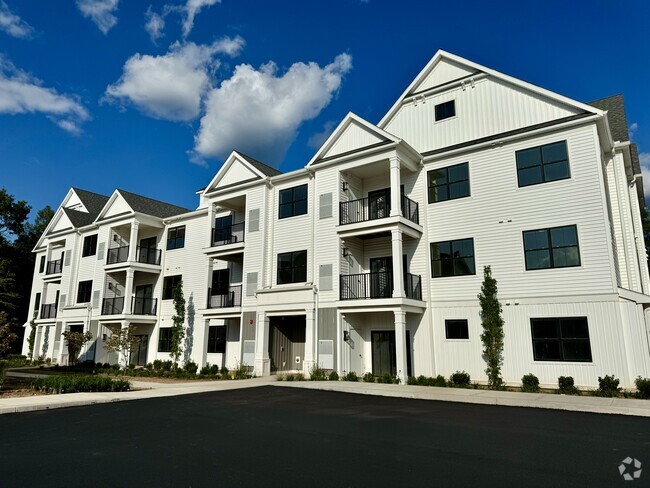 Building Photo - Riverpointe Cheshire Rental