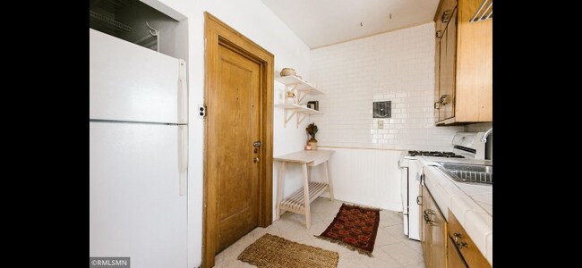 Photo - 1070 Bradley St Unit #1