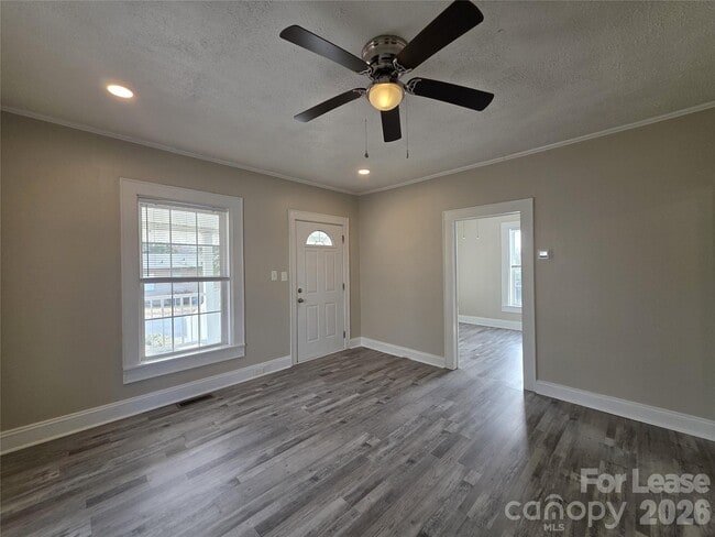 Photo - 294 Fink Ave NW