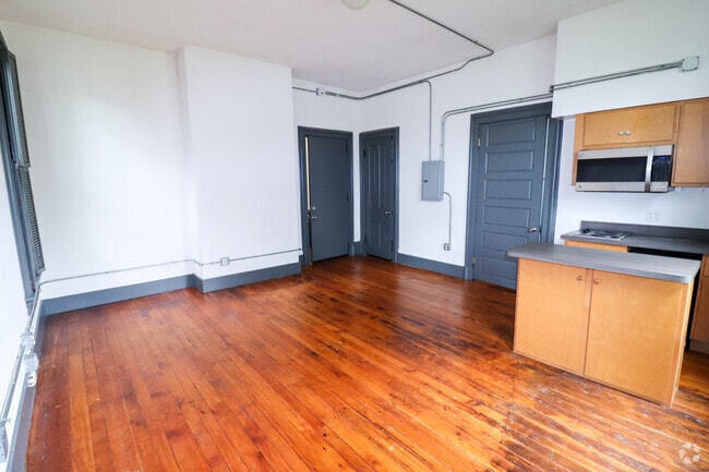 Building Photo - 2632 Eden Ave Unit #3 Rental