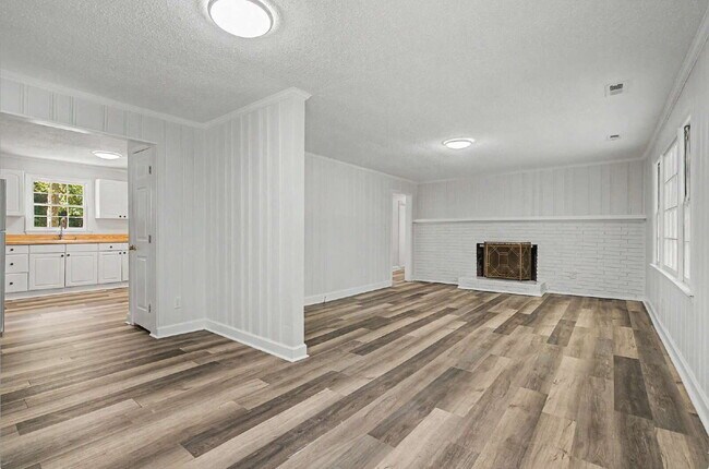 Ranch Home on Private lot in Chapel Hill
