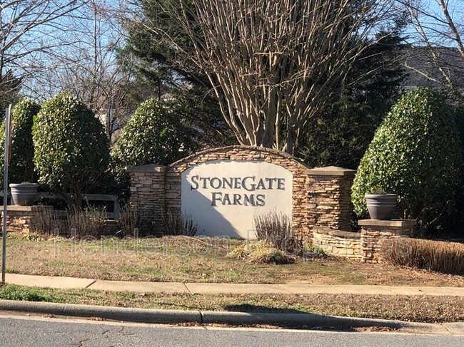 Photo - 7802 Rolling Meadows Ln