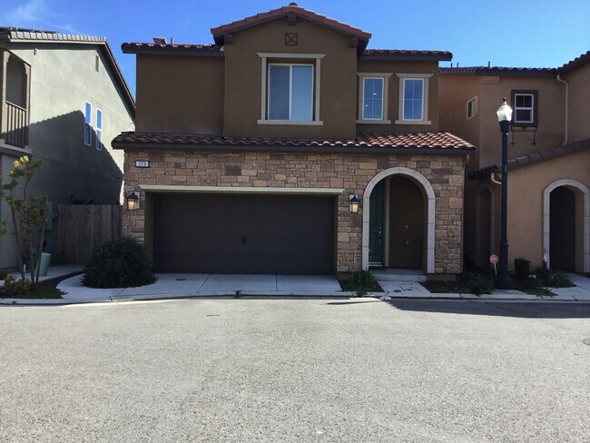 Photo - Welcome to Riverstone!!!