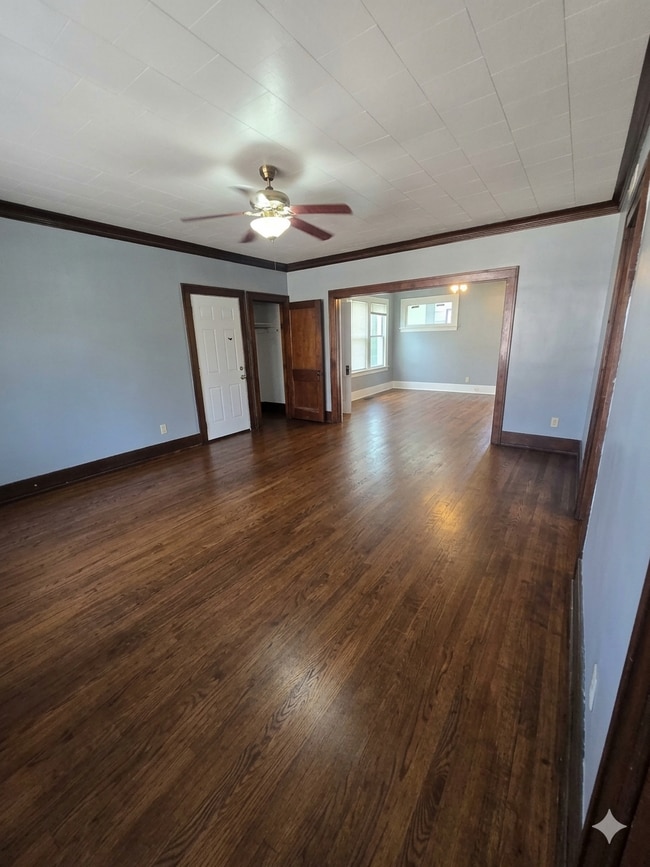 316 N Broad St Unit 4