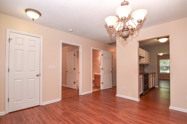 Photo - 7898 Montview Rd