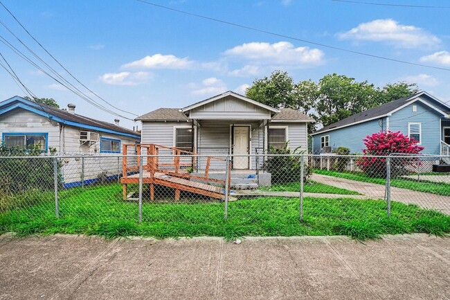 Photo - 3107 Altoona St