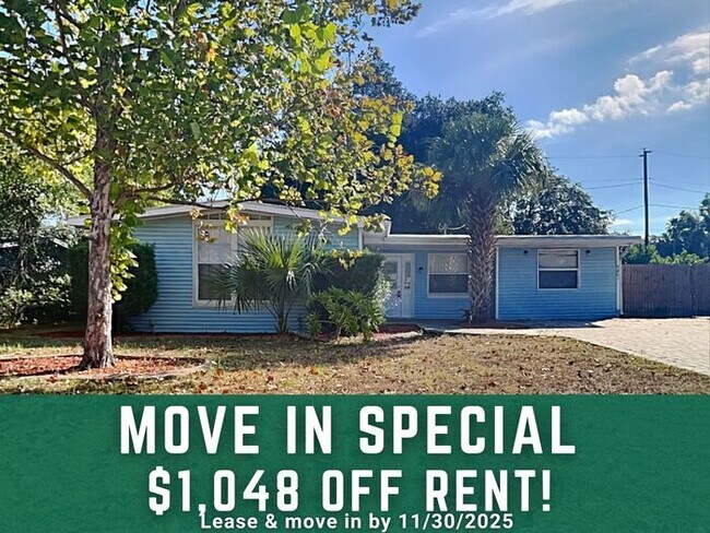 Building Photo - 9801 N 55th St