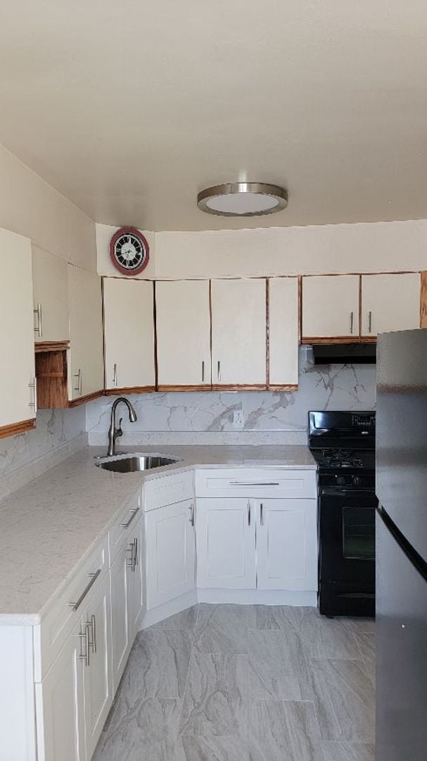 Photo - 7703 Woolston Ave Unit 2