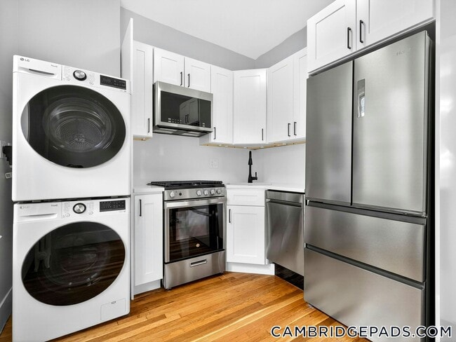 1576 Cambridge St Unidad 2F