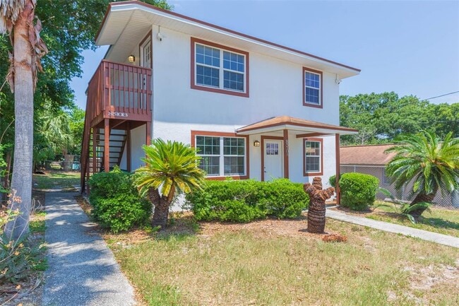 Photo - 8510 N Tampa St Townhome