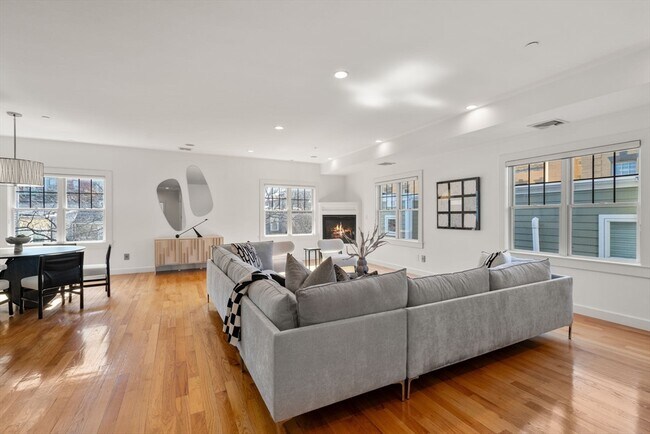 Photo - 345 W Broadway Condo Unit 9