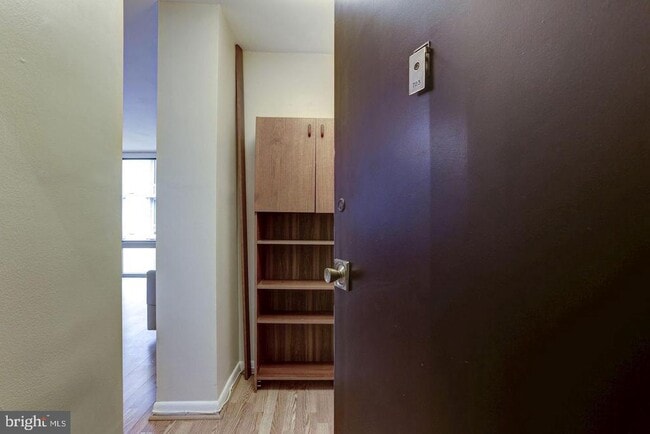 Photo - 950 25th St NW Unidad 723N