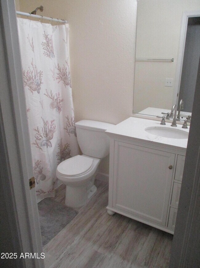 Photo - 2350 E Spruce Dr