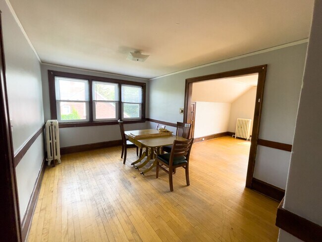 Photo - 509 6th St SE Unit 3