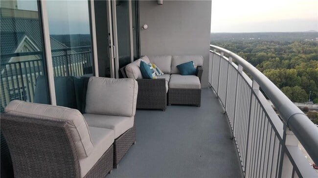 Photo - 3338 Peachtree Rd NE Unit 2505