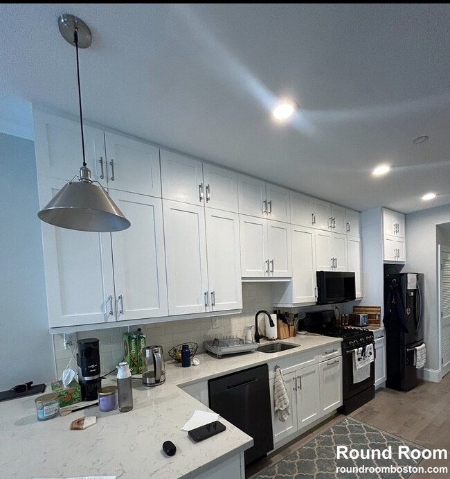 Photo - 50 Putnam St Unit 3