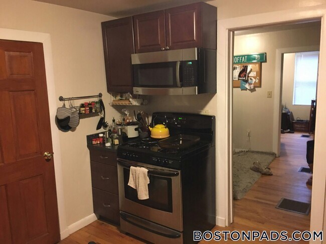 Photo - 429 Franklin St Unit 1R