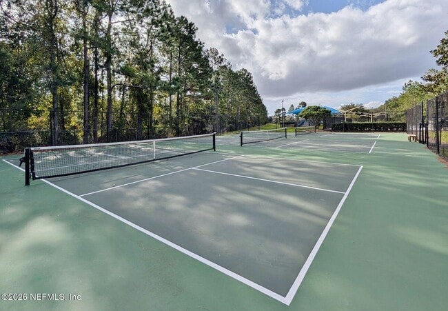 Photo - 2012 Chaucer Ln