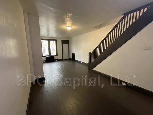 Photo - 649 W College Ave