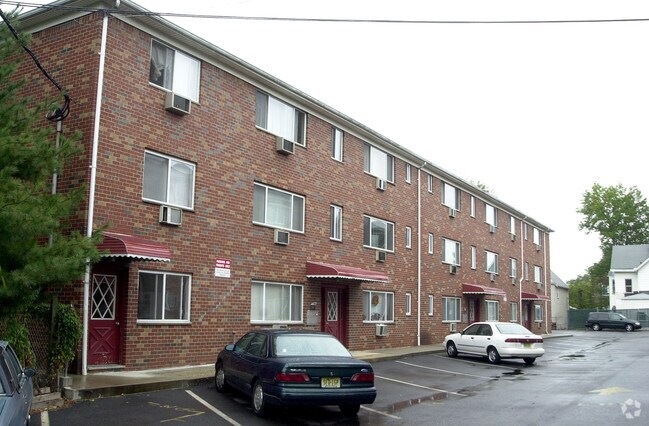 Photo - Bellcrest Apartments