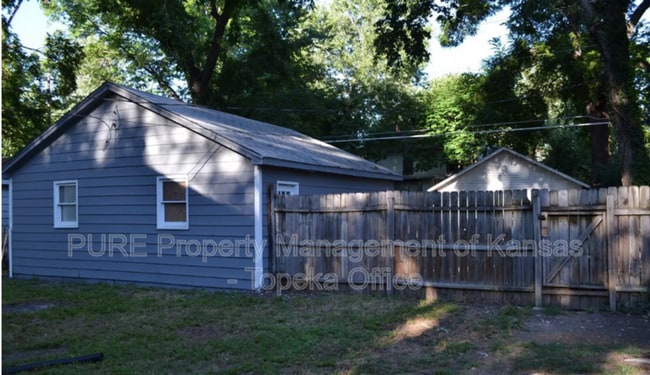 Photo - 1272 SW Mulvane St