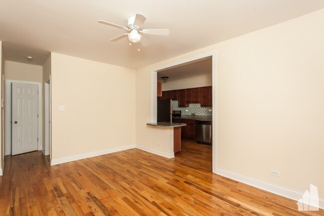 Photo - 624 W Cornelia Ave Apartamentos Unidad 2BD