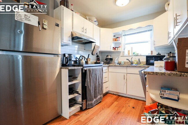 Photo - 72 Orange St