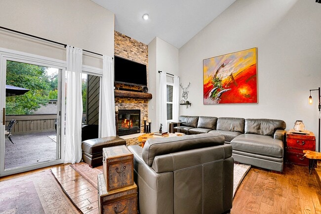 Photo - 30573 Sun Creek Dr