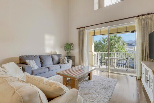 Photo - 1152 University Blvd