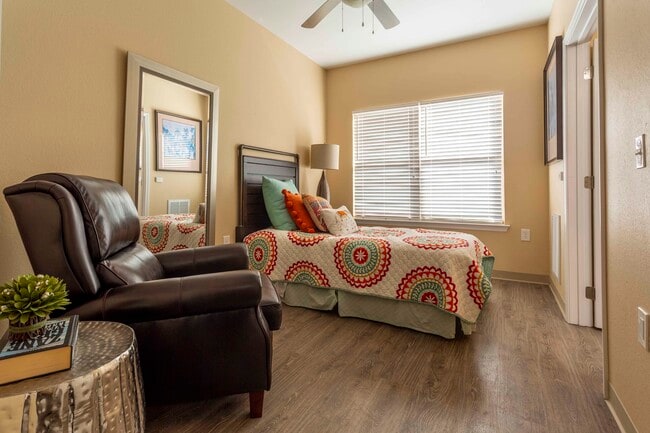 Photo - The Manor and Cottages at the Manor Arkansas Benton location