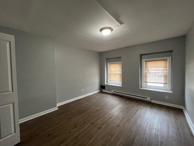 Photo - 366 Forrest St