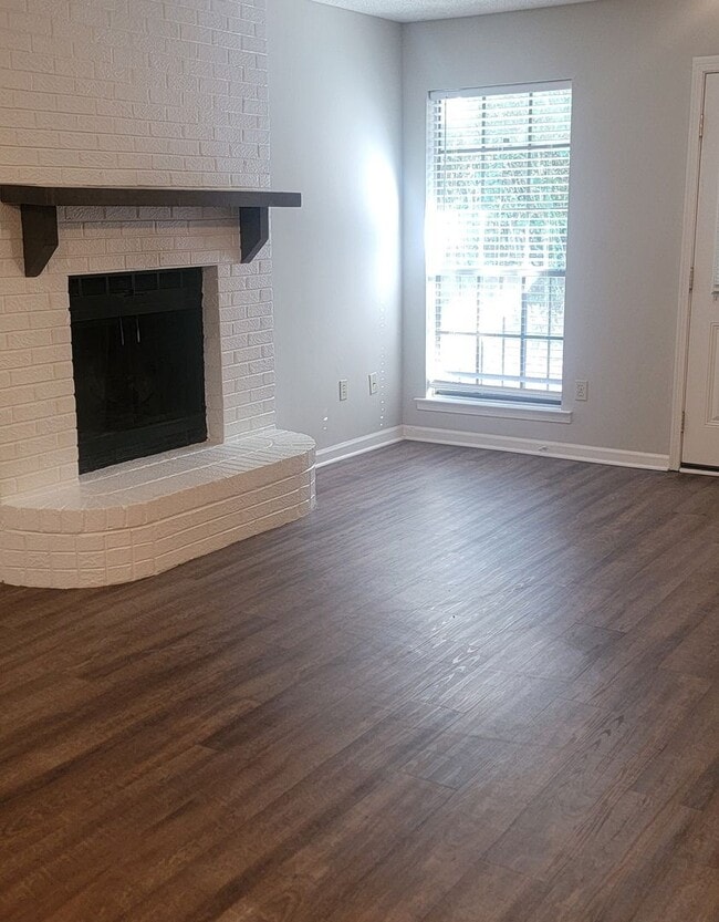 Photo - Adorable UPDATED 2-Bedroom, 2-Bathroom Tow...