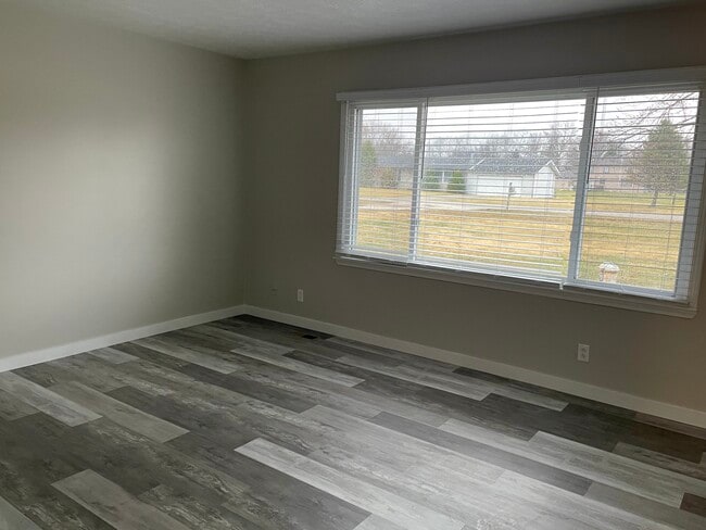 Photo - 438 Cedar Glen Dr Unit 438