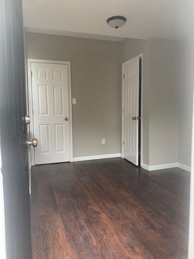 Photo - Beautiful 3 Bedroom / 2 Bathroom Home with Exposed Brick – Available Now!