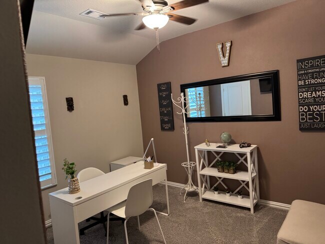 Photo - 1512 Berry Ridge Trl