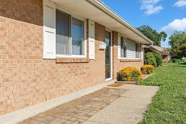 Photo - 5021 Pathview Dr