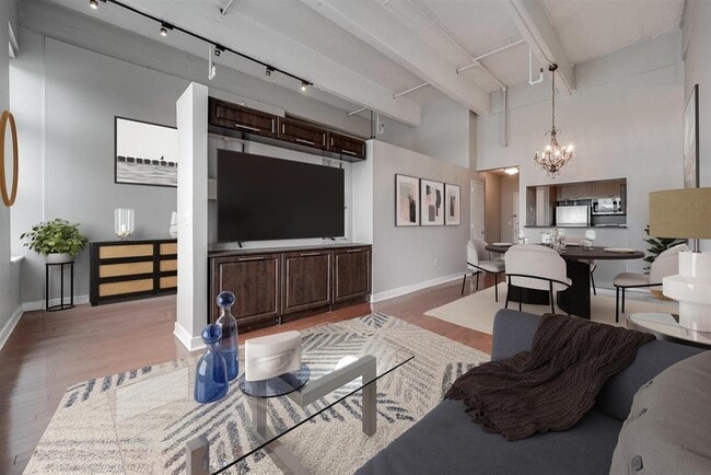Building Photo - 1500 Washington St Unit 11K