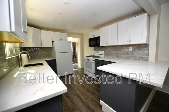 Photo - 741 North St