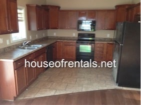 Photo - 316 Schneider St